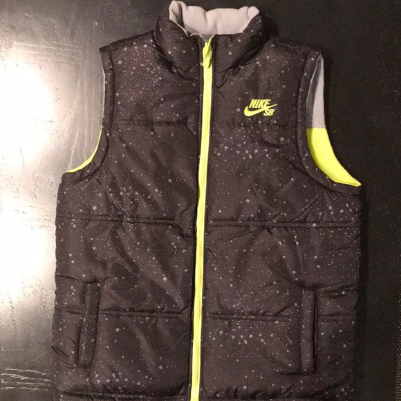 nike sb vest